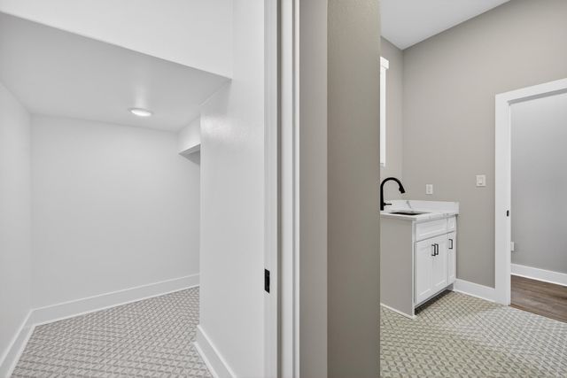 2314 Lakewood Circle, Cabot, AR 72023