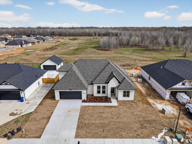 2314 Lakewood Circle, Cabot, AR 72023