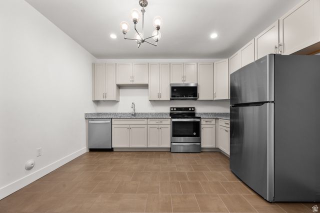 5474 N CANYON RIM RD, Lehi, UT 84043