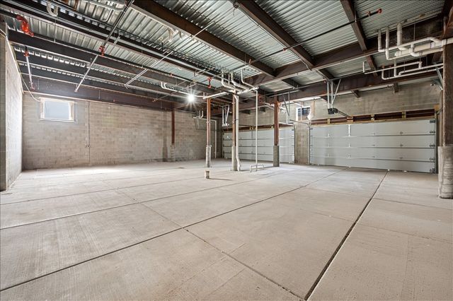 5340 N Lincoln Avenue 303, Chicago, IL 60625