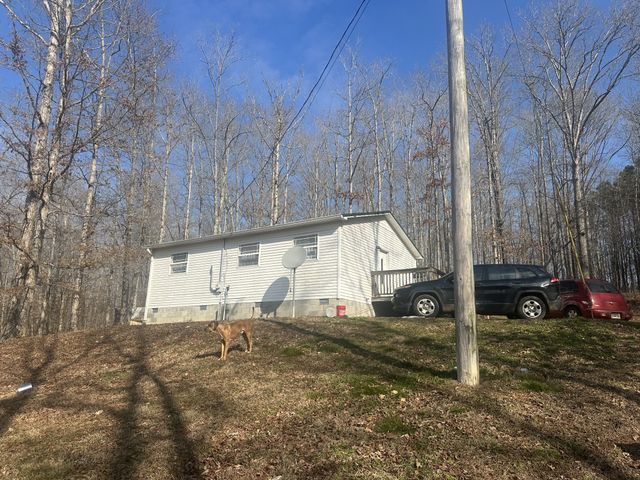 104 Clifton Rd, Lawrenceburg, TN 38464