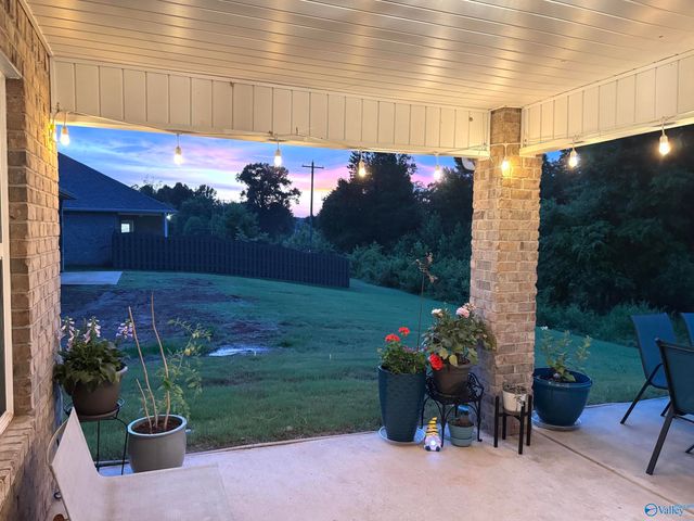16527 Demi Drive, Athens, AL 35613