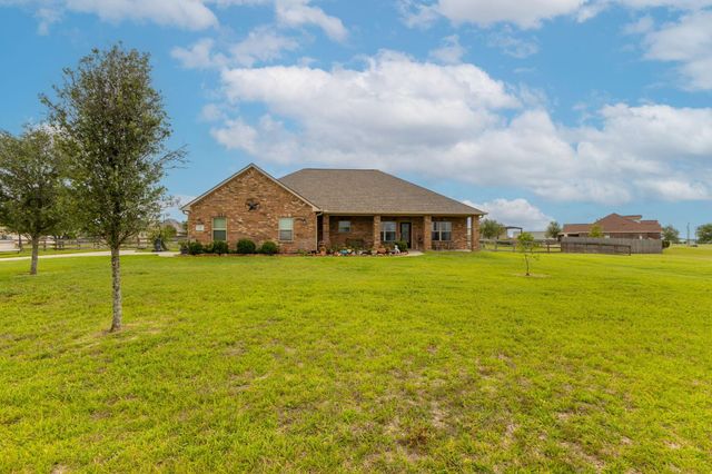 5236 Hillboldt Road, Sealy, TX 77474