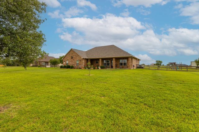 5236 Hillboldt Road, Sealy, TX 77474