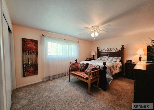 240 W Oak Street, Shelley, ID 83274