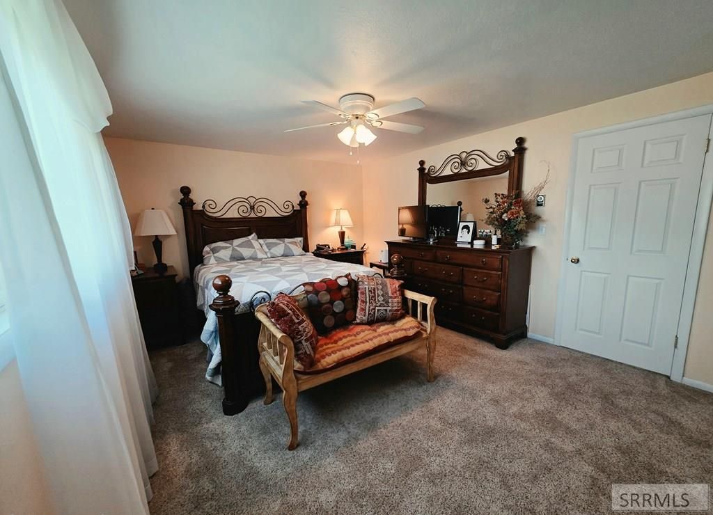 Image 12 of property listing at 240 W Oak Street, Shelley, ID 83274
