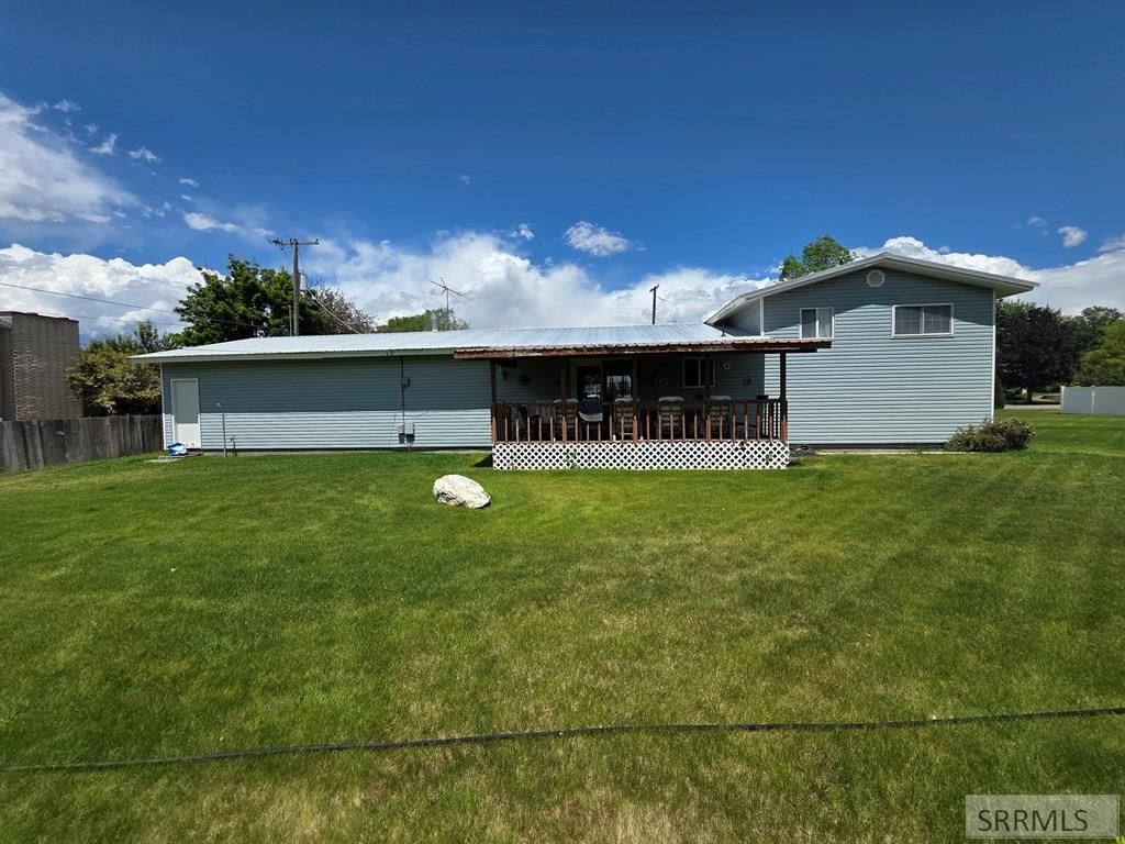 Image 23 of property listing at 240 W Oak Street, Shelley, ID 83274