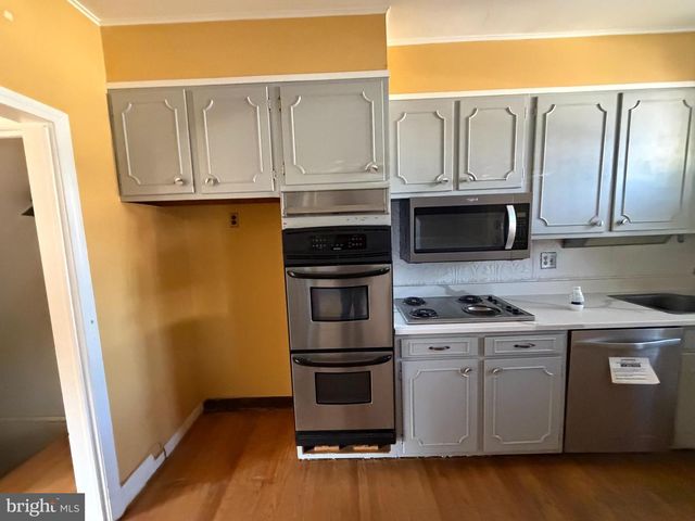 3514 WHITE CHAPEL RD, Baltimore, MD 21215