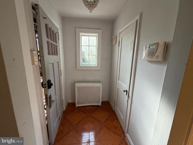 3514 WHITE CHAPEL RD, Baltimore, MD 21215