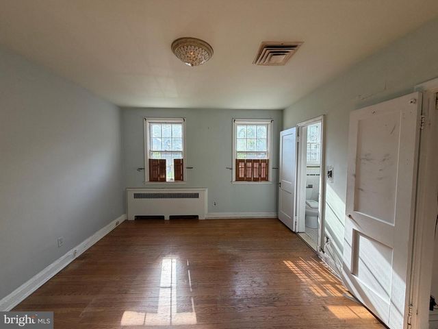 3514 WHITE CHAPEL RD, Baltimore, MD 21215