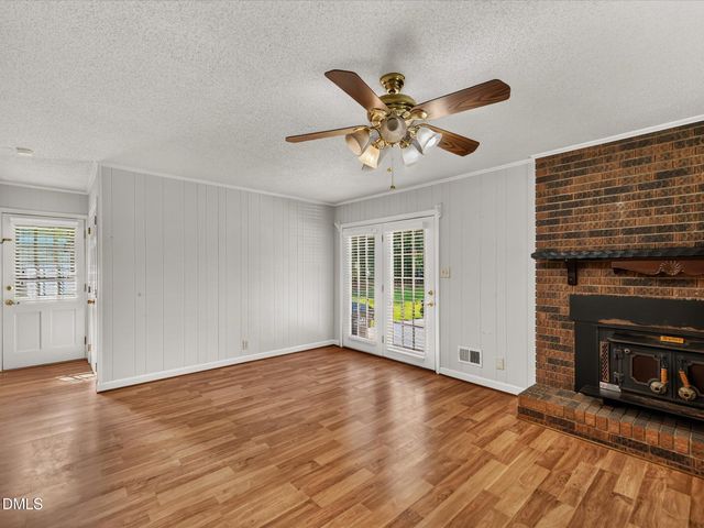 609 Page Street, Clayton, NC 27520