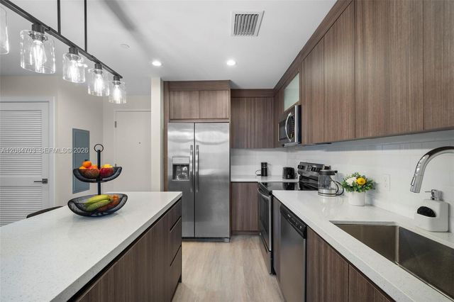 1938 Jackson Street 306, Hollywood, FL 33020