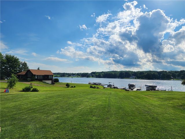 182 Latonka Dr, Jackson Twp, PA 16137