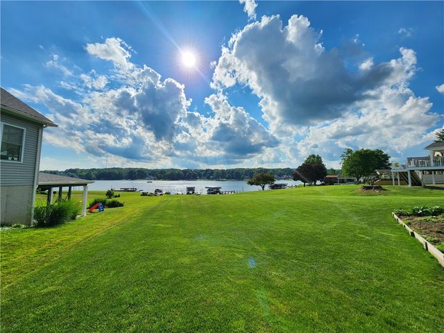 182 Latonka Dr, Jackson Twp, PA 16137