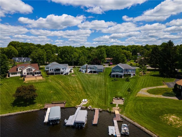 182 Latonka Dr, Jackson Twp, PA 16137