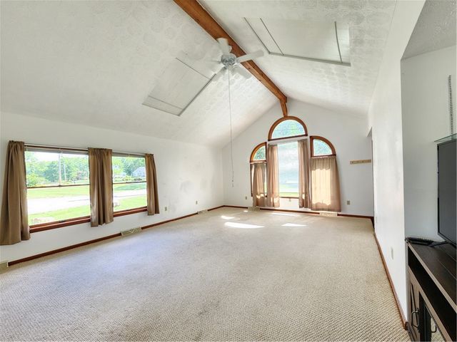 182 Latonka Dr, Jackson Twp, PA 16137