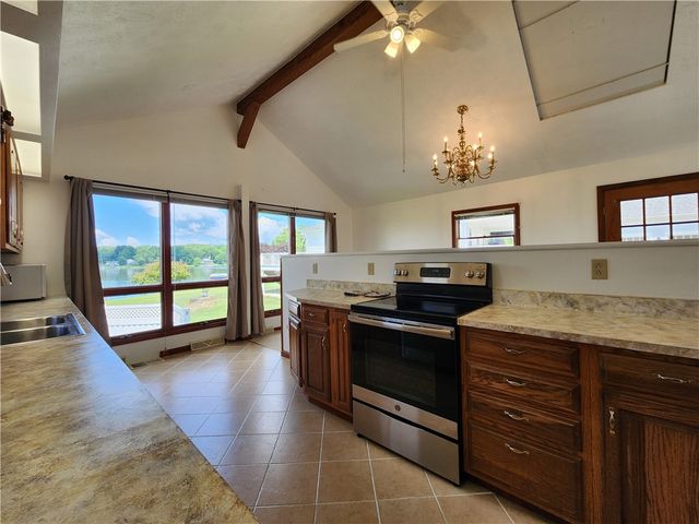 182 Latonka Dr, Jackson Twp, PA 16137