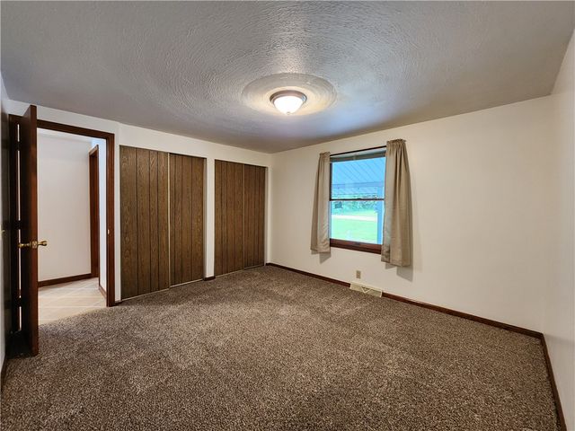 182 Latonka Dr, Jackson Twp, PA 16137