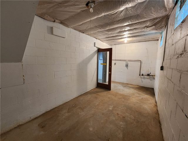 182 Latonka Dr, Jackson Twp, PA 16137