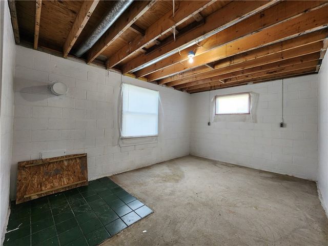 182 Latonka Dr, Jackson Twp, PA 16137