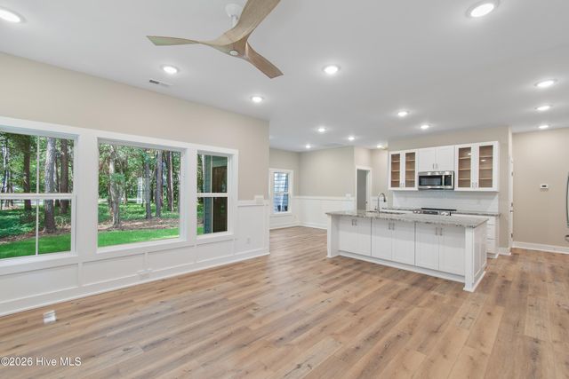 593 Folly Drive, Bolivia, NC 28422