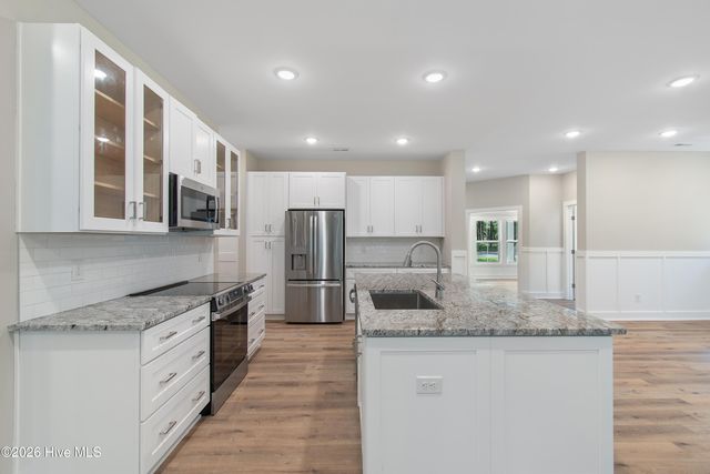593 Folly Drive, Bolivia, NC 28422