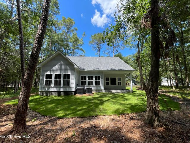 593 Folly Drive, Bolivia, NC 28422