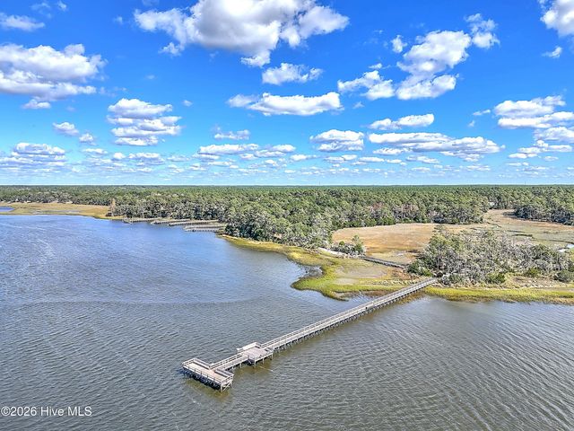 593 Folly Drive, Bolivia, NC 28422