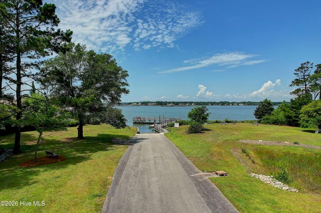 593 Folly Drive, Bolivia, NC 28422