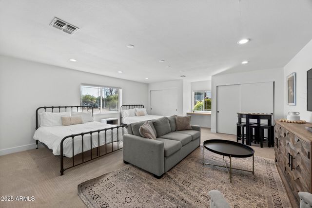 7836 E DAVENPORT Drive, Scottsdale, AZ 85260