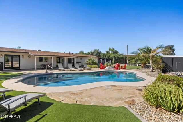 7836 E DAVENPORT Drive, Scottsdale, AZ 85260