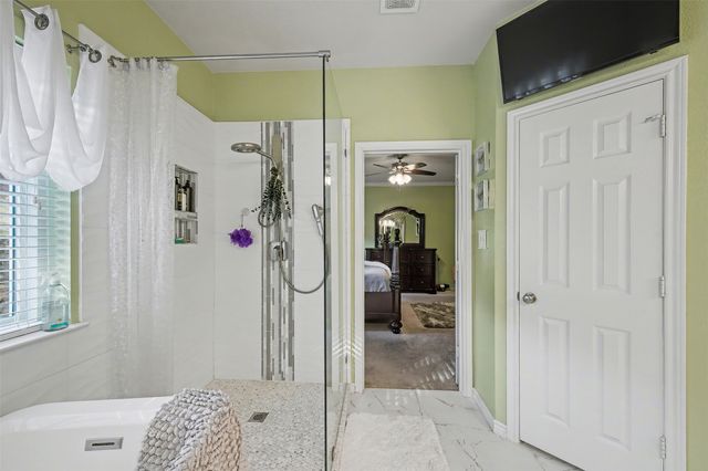 400 Winterwood Drive, Kennedale, TX 76060