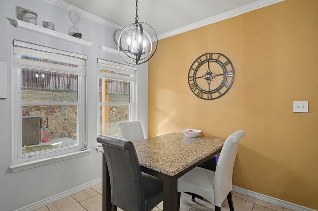 400 Winterwood Drive, Kennedale, TX 76060