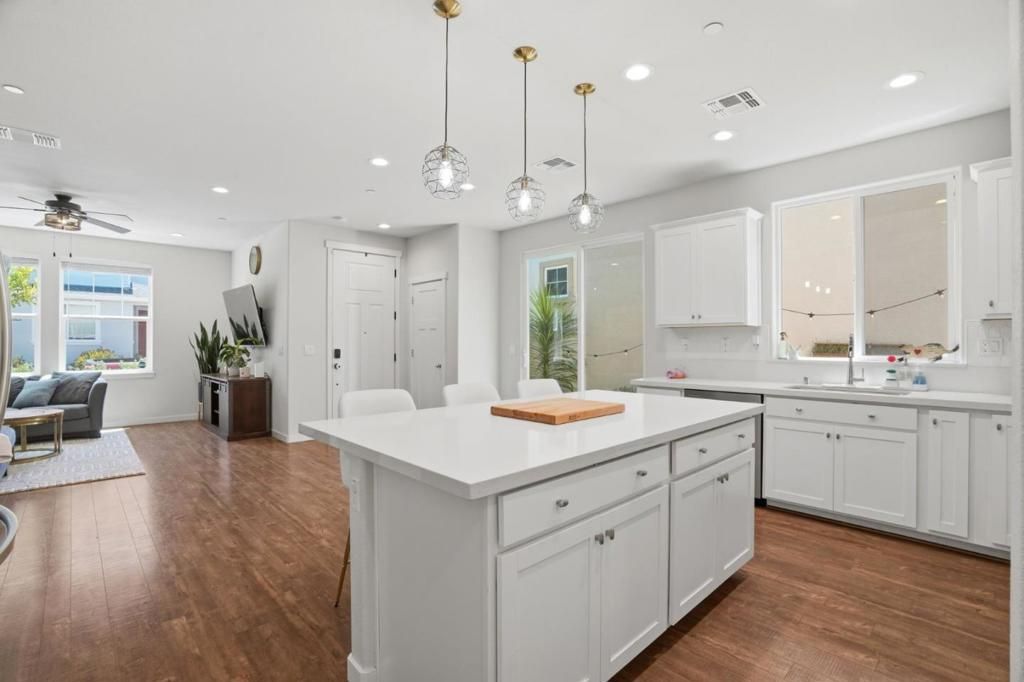Image 19 of property listing at 18826 Sedgwick Lane, Marina, CA 93933