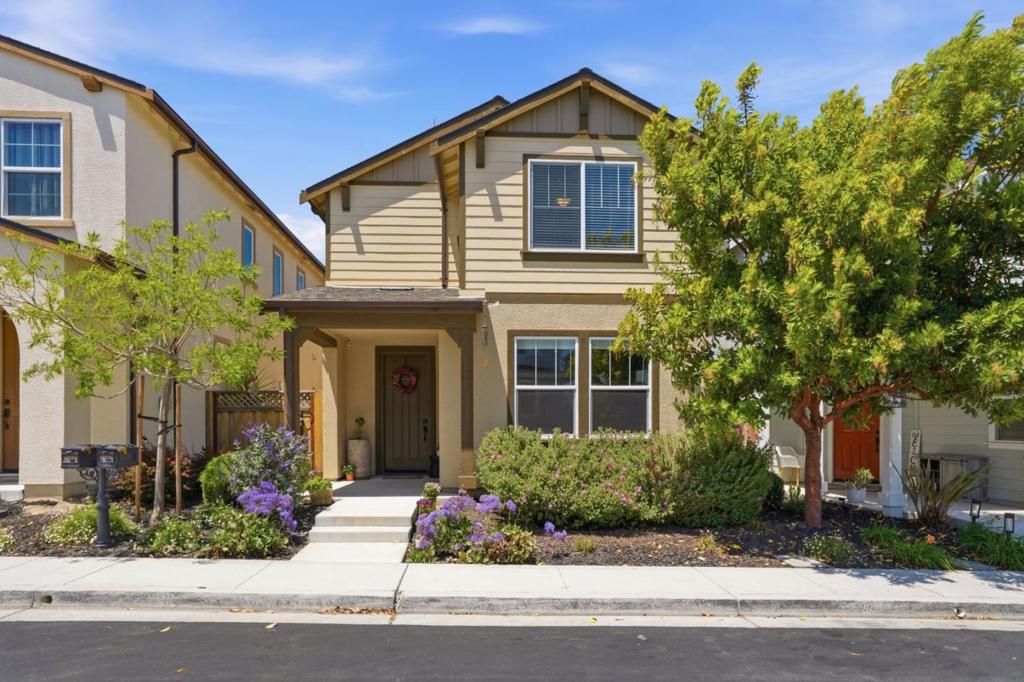 Image 2 of property listing at 18826 Sedgwick Lane, Marina, CA 93933