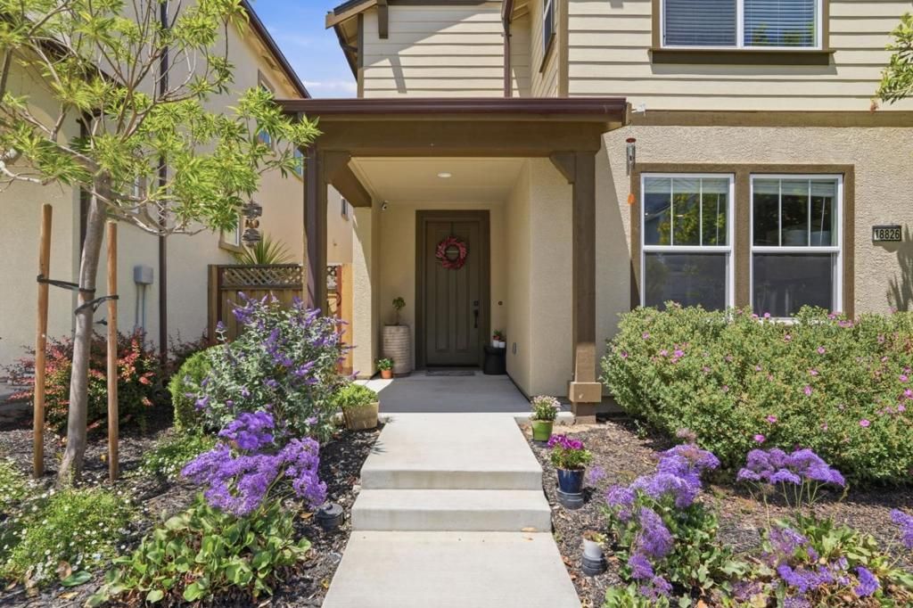 Image 3 of property listing at 18826 Sedgwick Lane, Marina, CA 93933