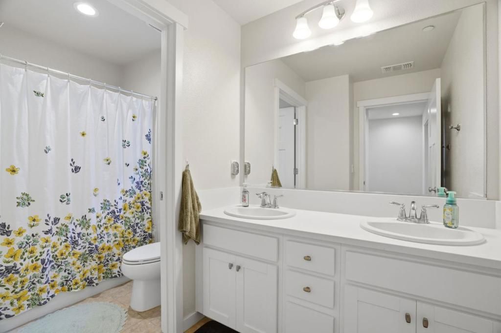 Image 33 of property listing at 18826 Sedgwick Lane, Marina, CA 93933