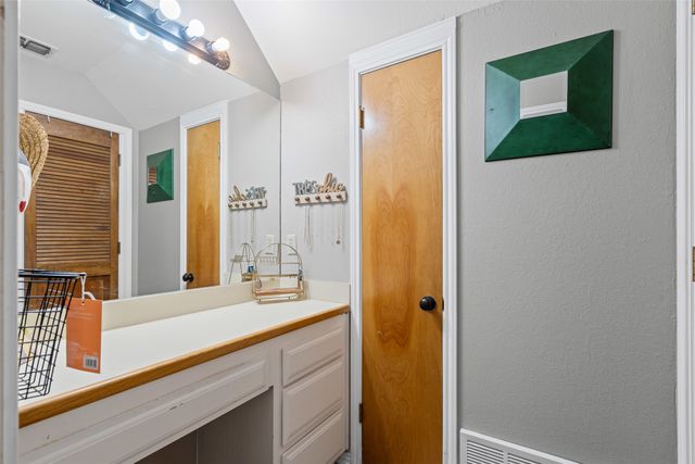 4403 Overlook Court, Granbury, TX 76049