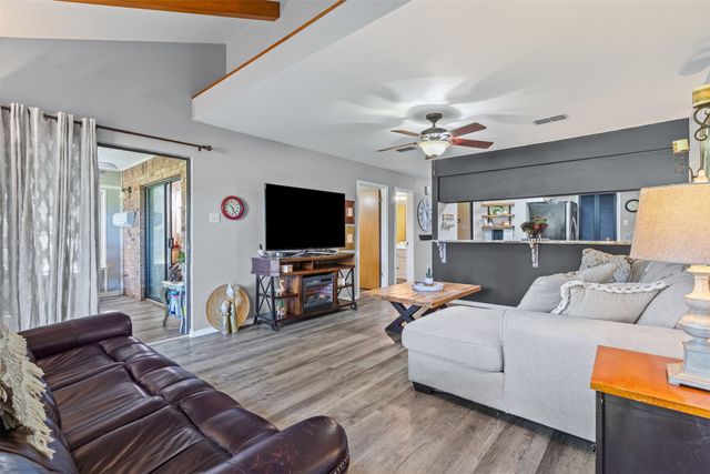 4403 Overlook Court, Granbury, TX 76049