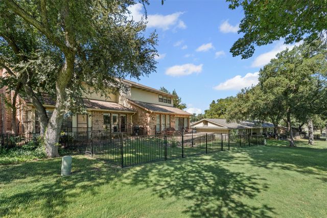 4403 Overlook Court, Granbury, TX 76049