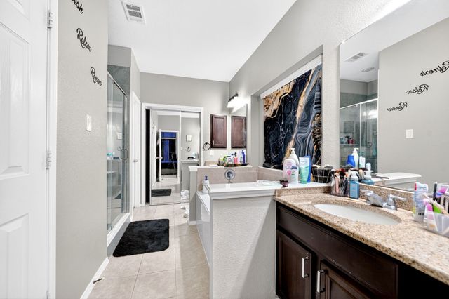 424 Castle, Desoto, TX 75115