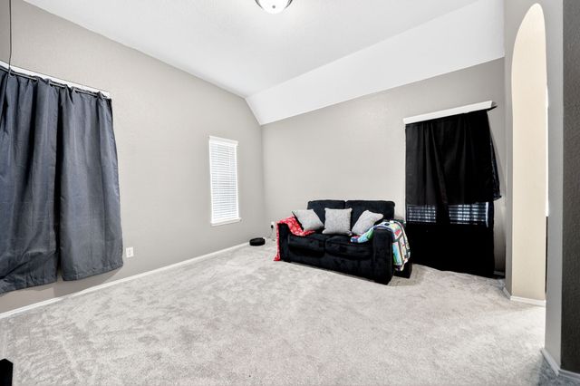 424 Castle, Desoto, TX 75115