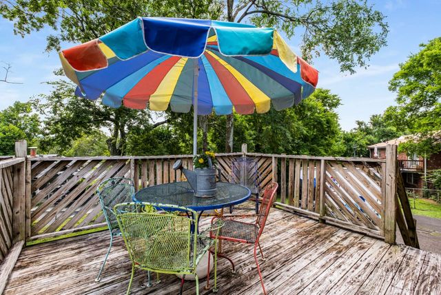 504 Galesburg Ct, Nashville, TN 37217