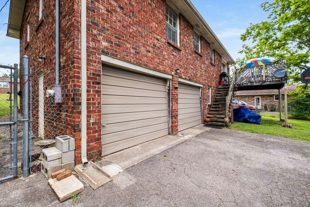 504 Galesburg Ct, Nashville, TN 37217