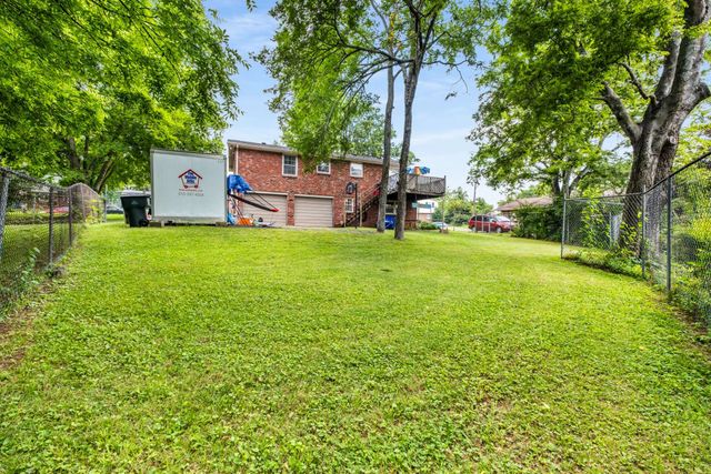 504 Galesburg Ct, Nashville, TN 37217