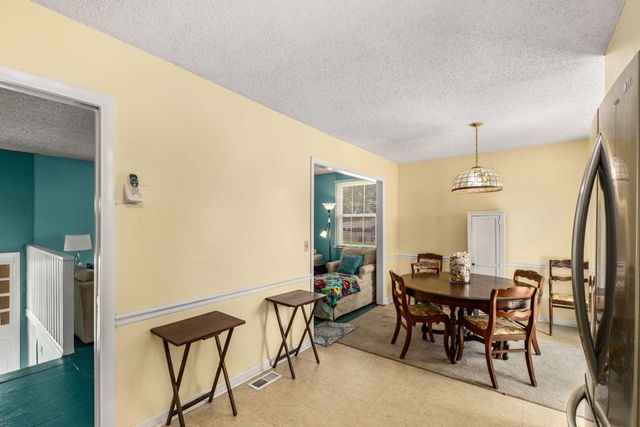 504 Galesburg Ct, Nashville, TN 37217