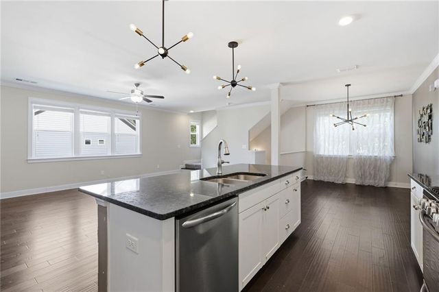 4339 Grove Field Park NW, Suwanee, GA 30024