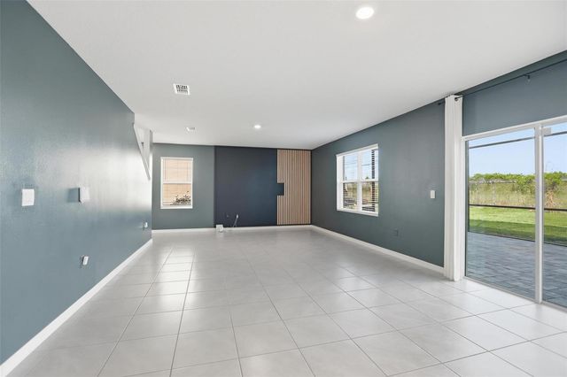 531 LAZIO CIRCLE, Debary, FL 32713