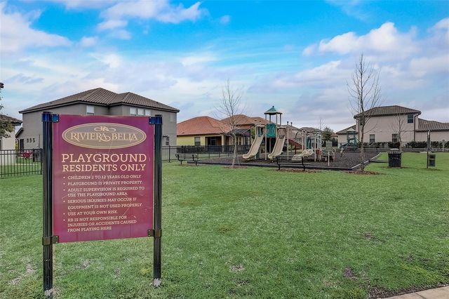 531 LAZIO CIRCLE, Debary, FL 32713