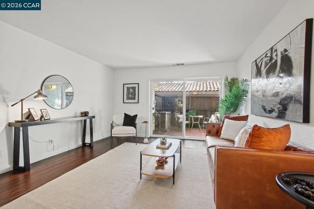 39843 Cedar Blvd 121, Newark, CA 94560